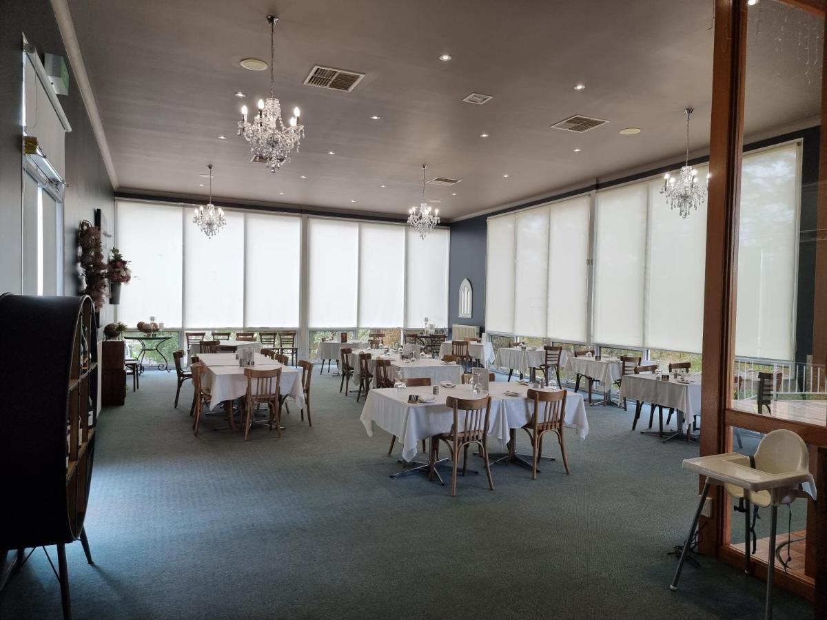 Tumbarumba Motel & Elms Restaurant ภายนอก รูปภาพ