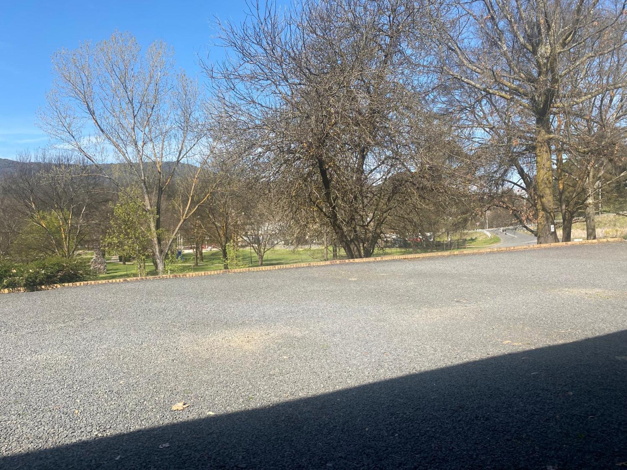 Tumbarumba Motel & Elms Restaurant ภายนอก รูปภาพ