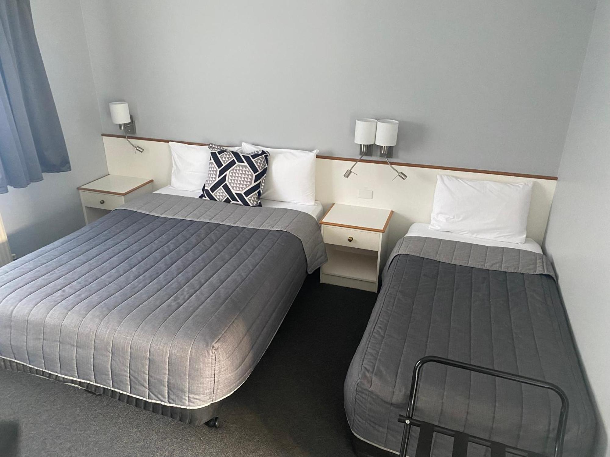 Tumbarumba Motel & Elms Restaurant ภายนอก รูปภาพ